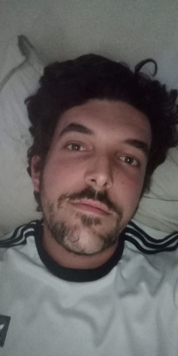 Profil de Bader, 43 ans, Cruising gay à Houyet (Namur)