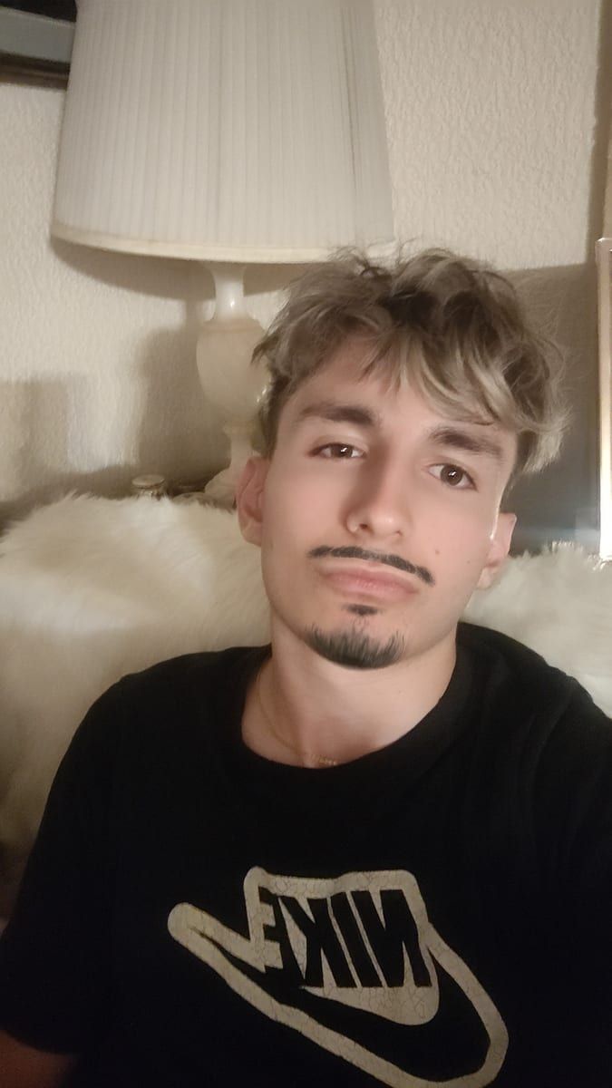 Profil de Heinrick, 31 ans, Cruising gay à Jette (Bruxelles-Capitale)