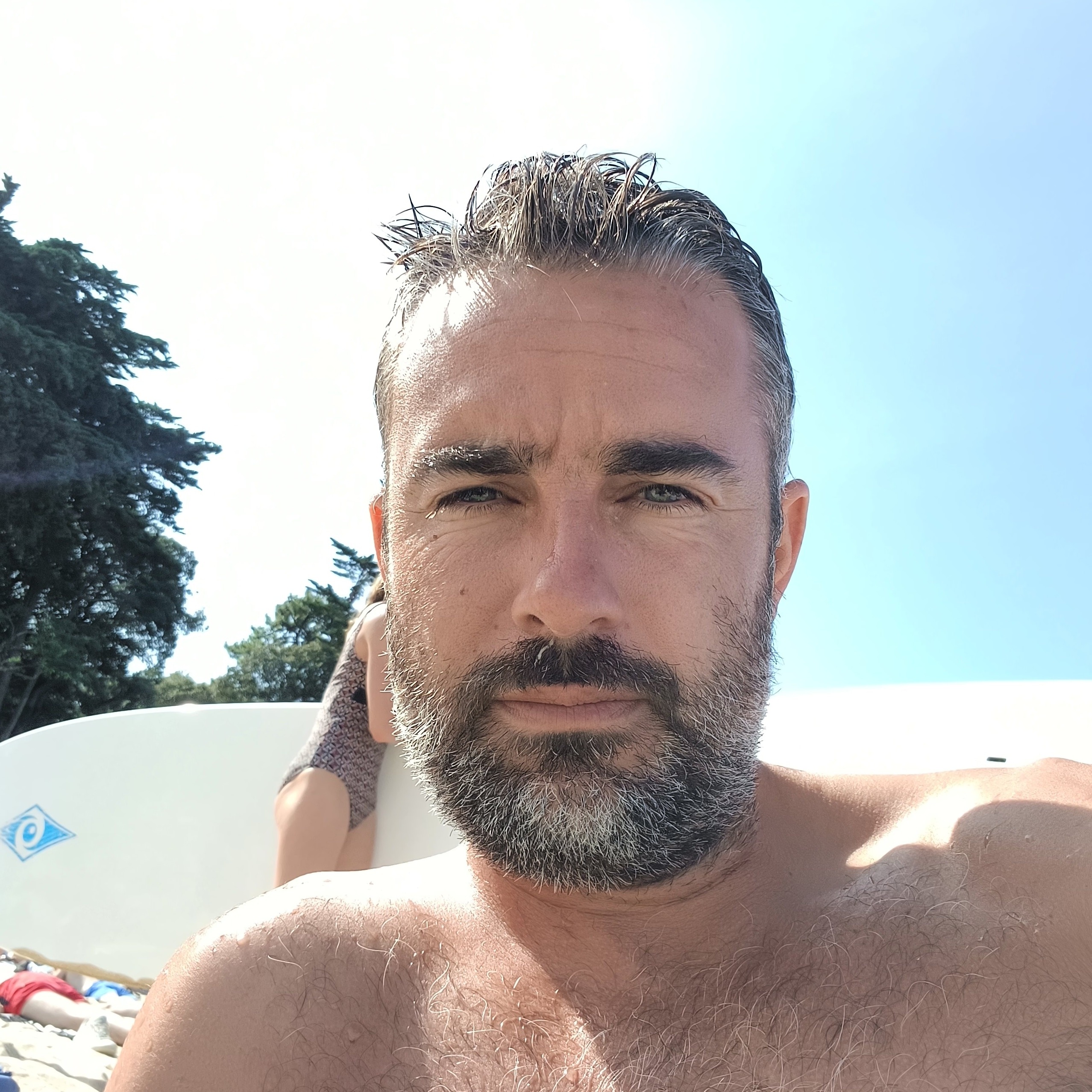Gwenn - Cruising gay à Cerfontaine Profil de Gwenn, 33 ans, Cruising gay à Cerfontaine (Namur)