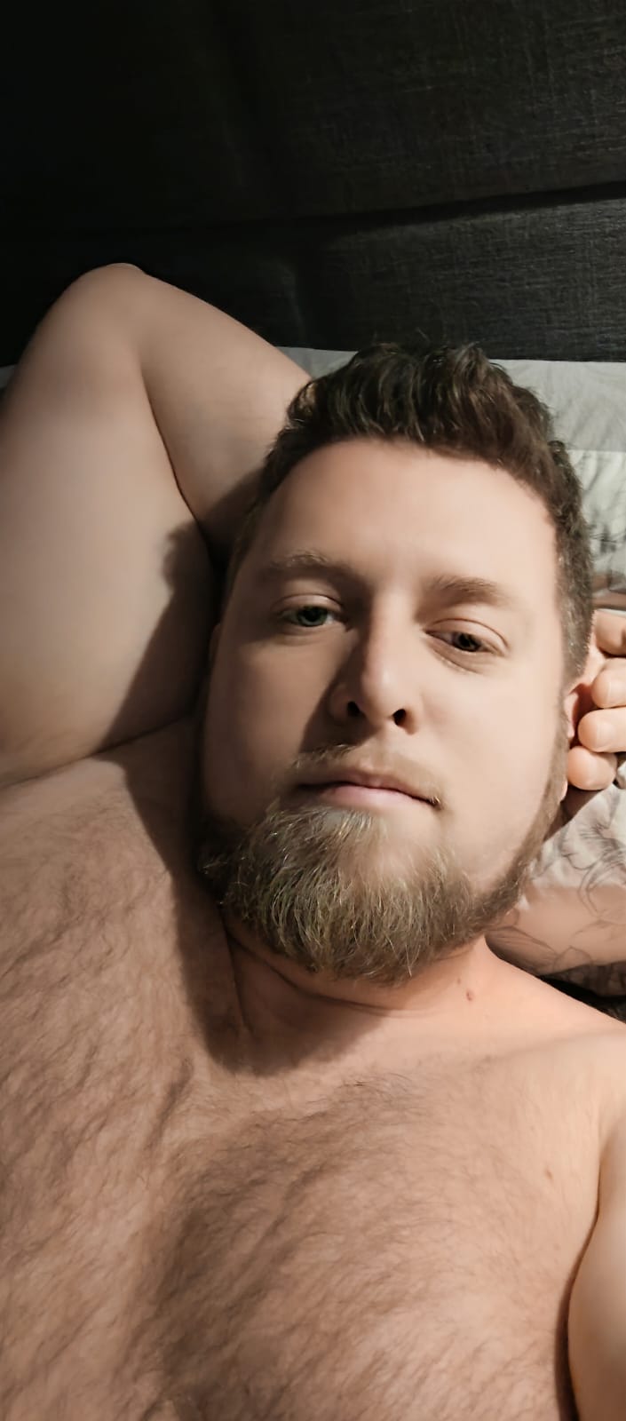 Profil de Eser, 33 ans, Cruising gay à Eupen (Liège)