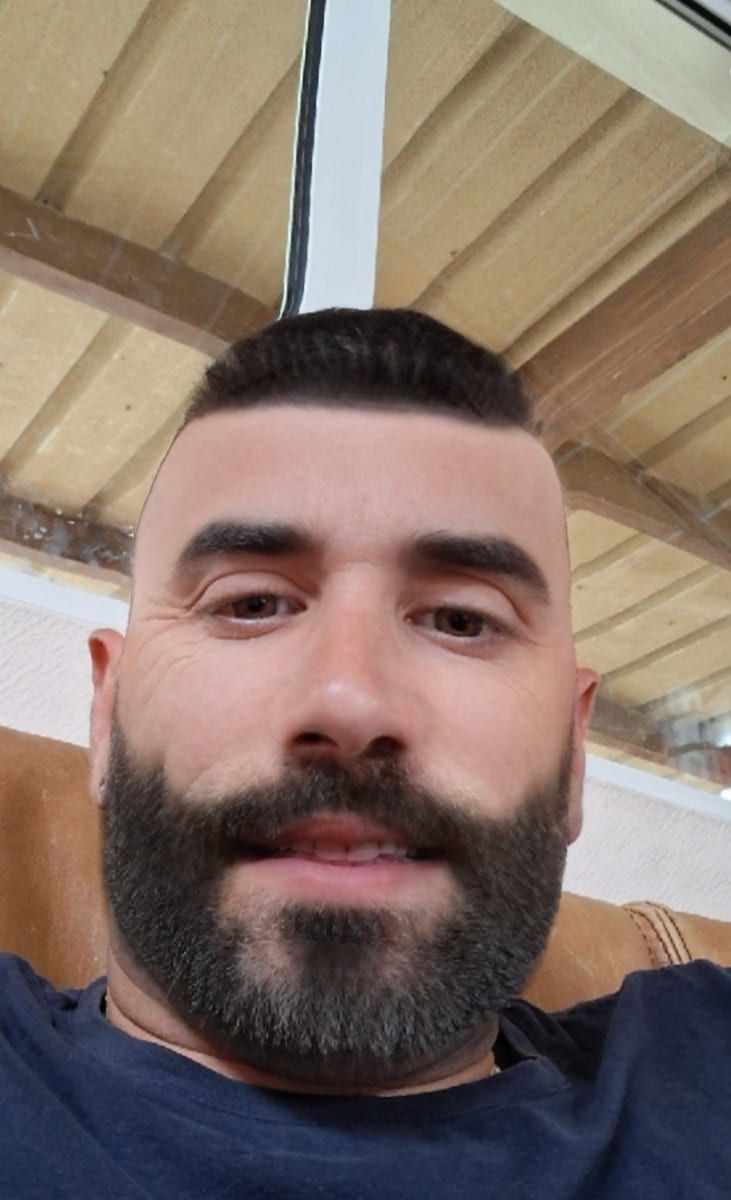 Profil de Mabrouk, 23 ans, Cruising gay à Wasseiges (Liège)