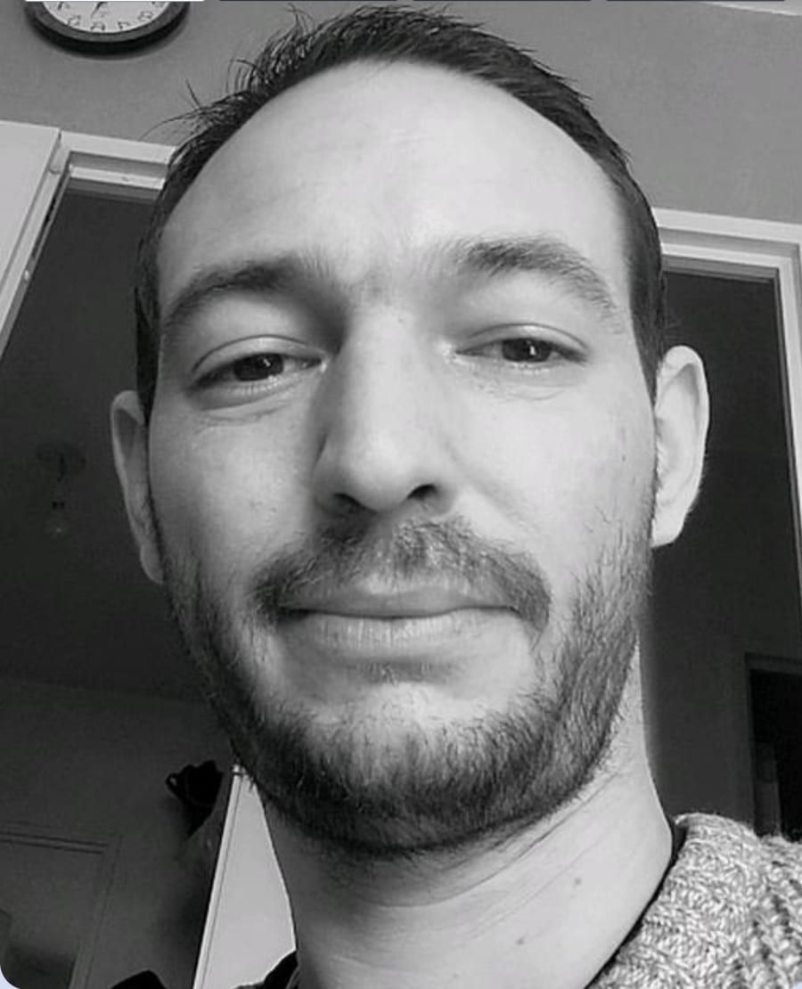 Profil de Edouardo, 39 ans, Cruising gay à Rixensart (Brabant wallon)