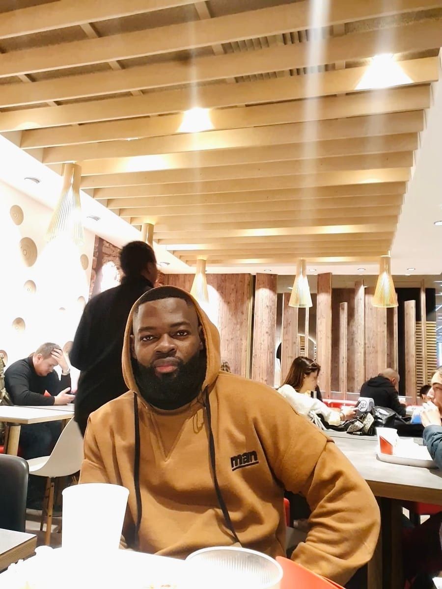 Profil de Joao-luis, 27 ans, Cruising gay à Hannut (Liège)