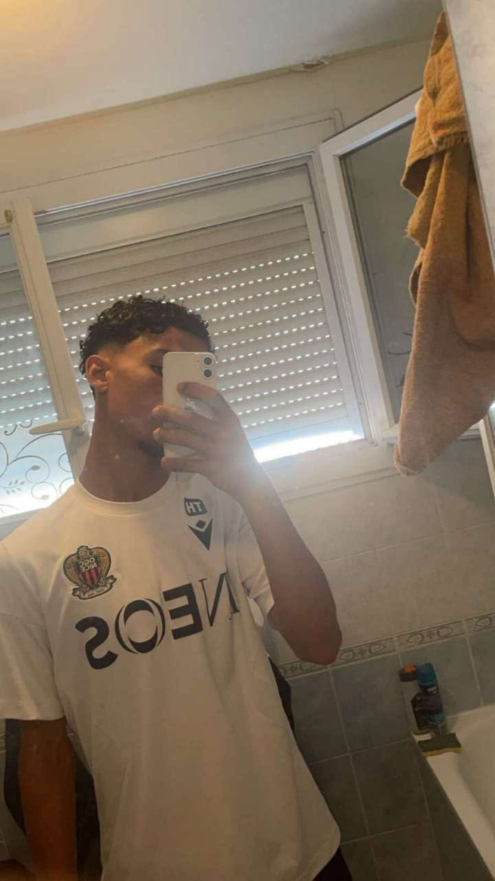 Profil de Elien, 42 ans, Cruising gay à Comines-Warneton (Hainaut)