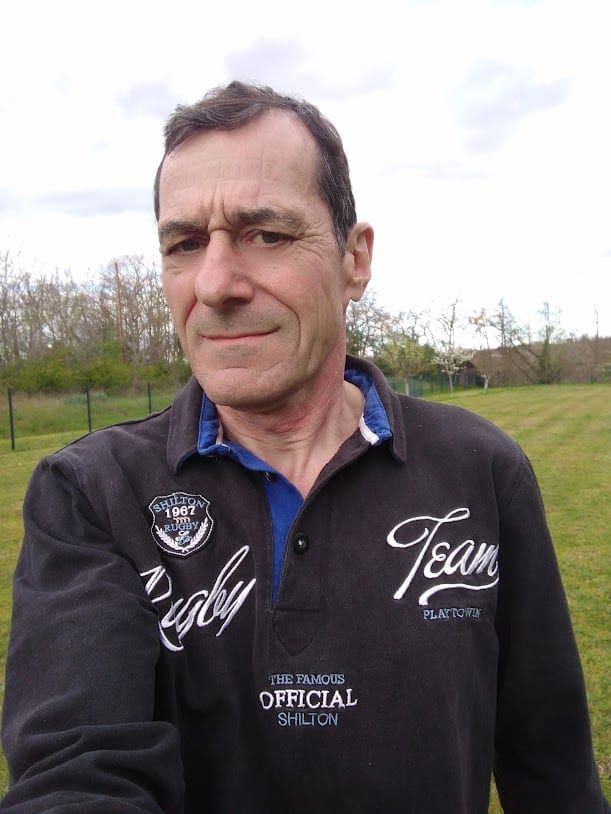 Profil de Ferdinand, 28 ans, Cruising gay à Perwez (Brabant wallon)
