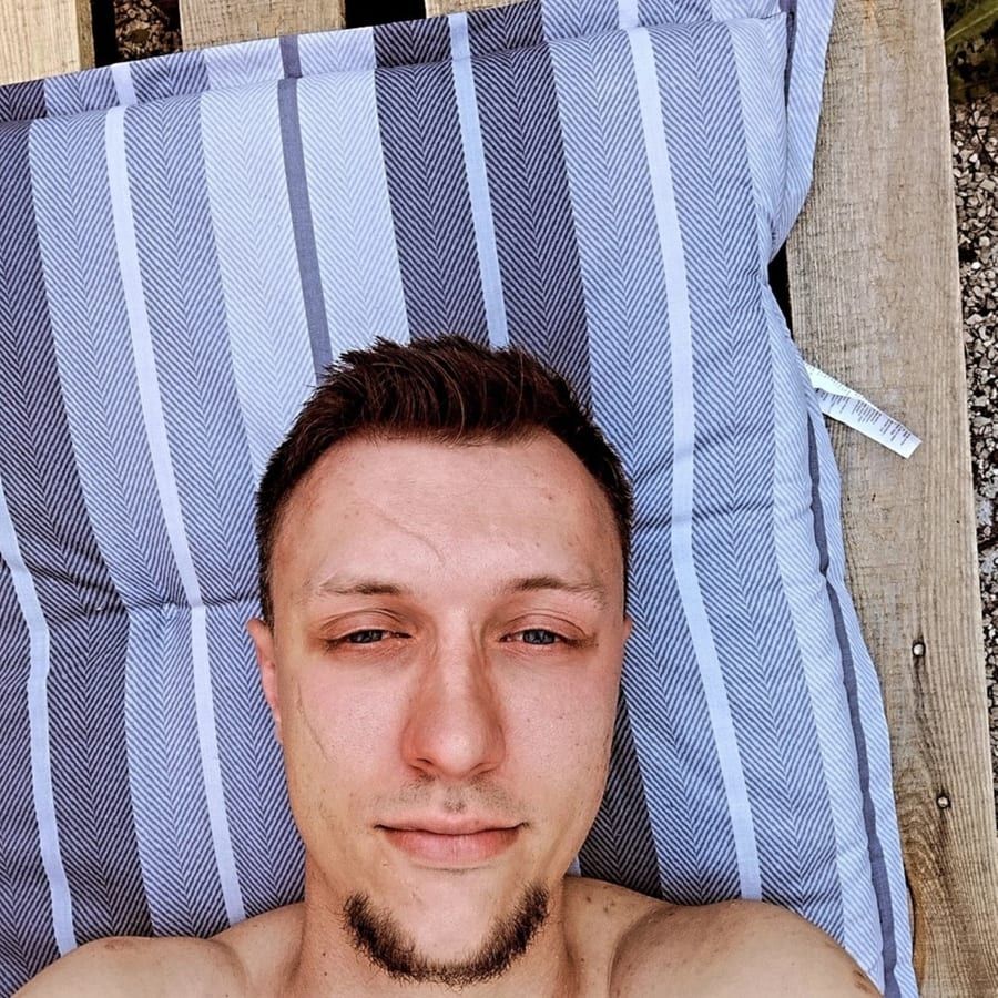 Profil de Gurkan, 25 ans, Cruising gay à Houyet (Namur)
