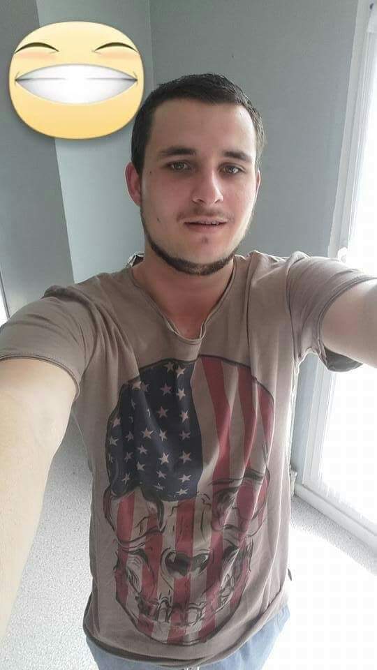 Keran - Cruising gay à Marchin Profil de Keran, 39 ans, Cruising gay à Marchin (Liège)