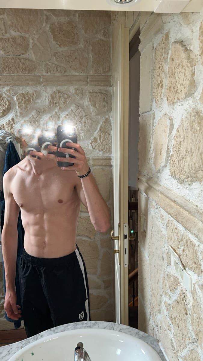 Profil de Farez, 37 ans, Cruising gay à Beloeil (Hainaut)
