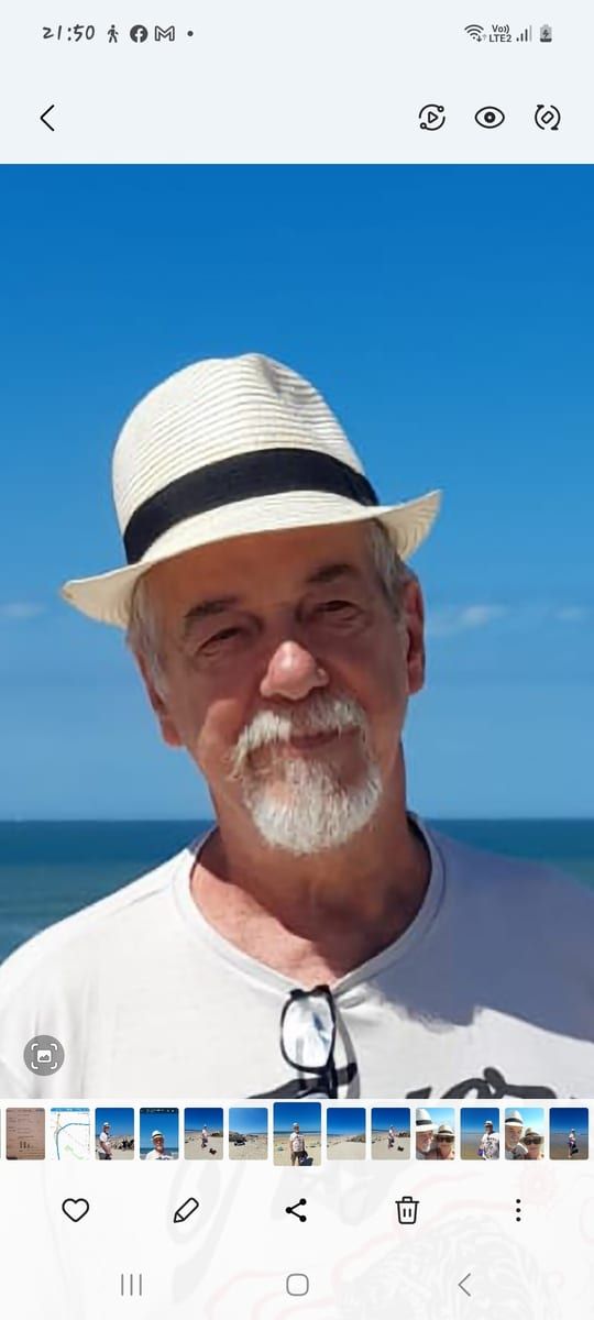 Profil de Houssen, 45 ans, Cruising gay à Gesves (Namur)
