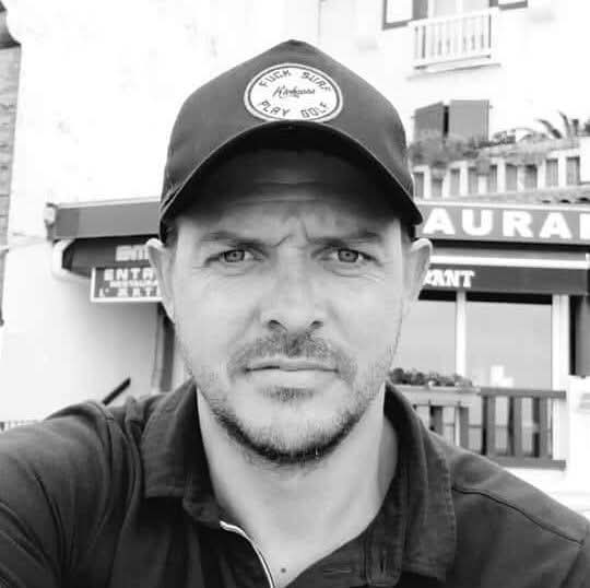 Jillian - Cruising gay à Chièvres Profil de Jillian, 33 ans, Cruising gay à Chièvres (Hainaut)