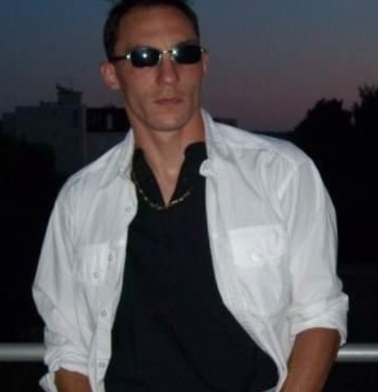 Profil de Ulrich, 39 ans, Cruising gay à Amay (Liège)