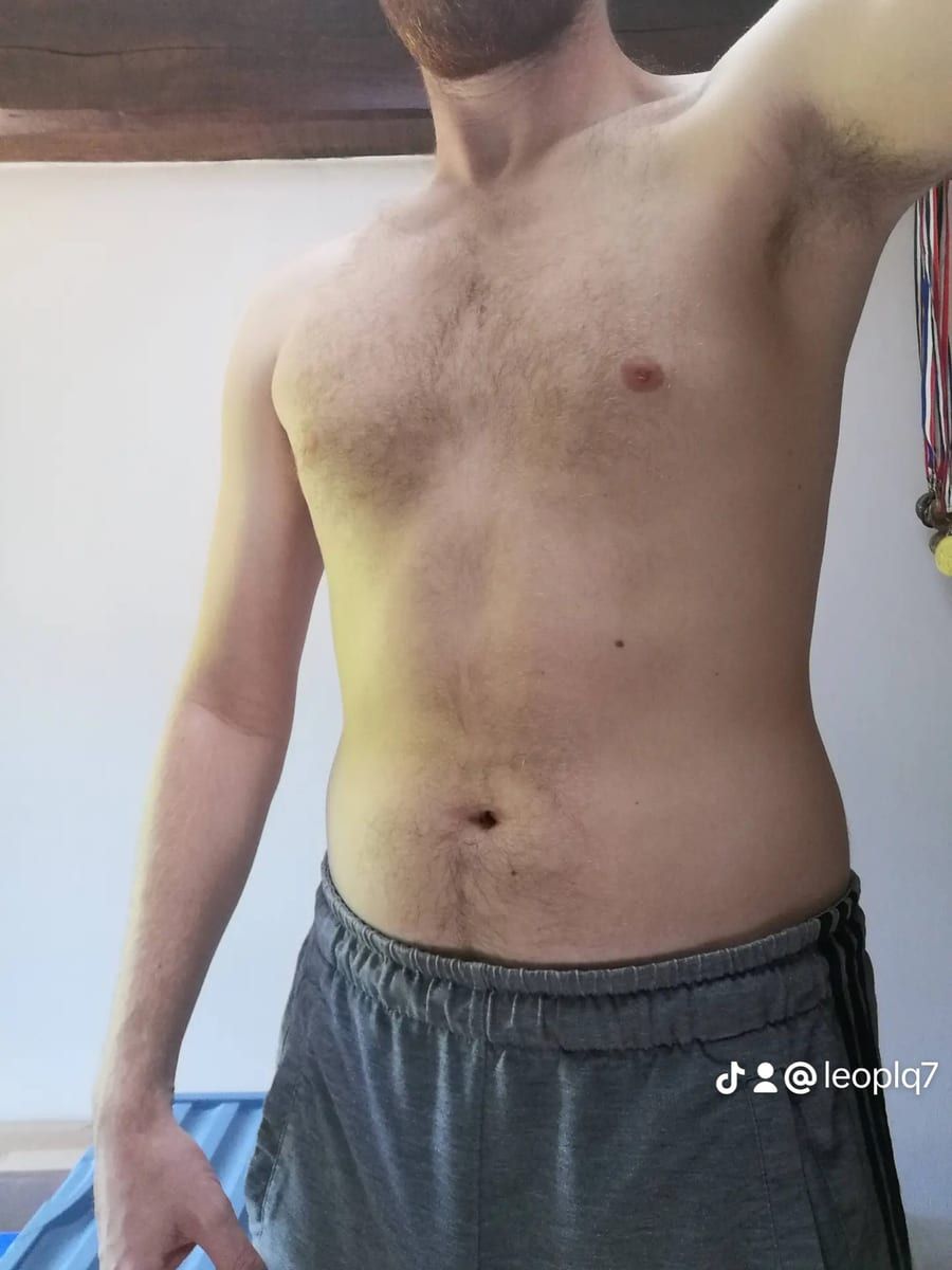 Hedi - Cruising gay à Nandrin Profil de Hedi, 26 ans, Cruising gay à Nandrin (Liège)