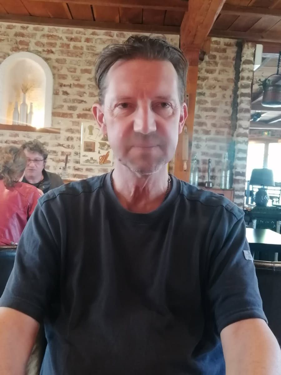 Profil de Allann, 32 ans, Cruising gay à Baelen (Liège)