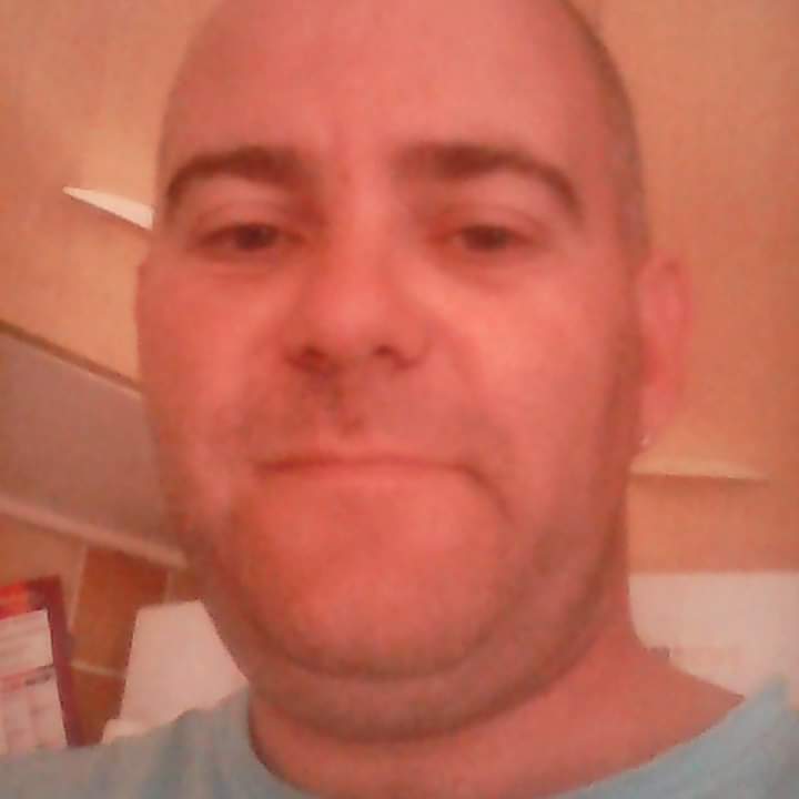 Profil de Adamo, 36 ans, Cruising gay à Herstal (Liège)