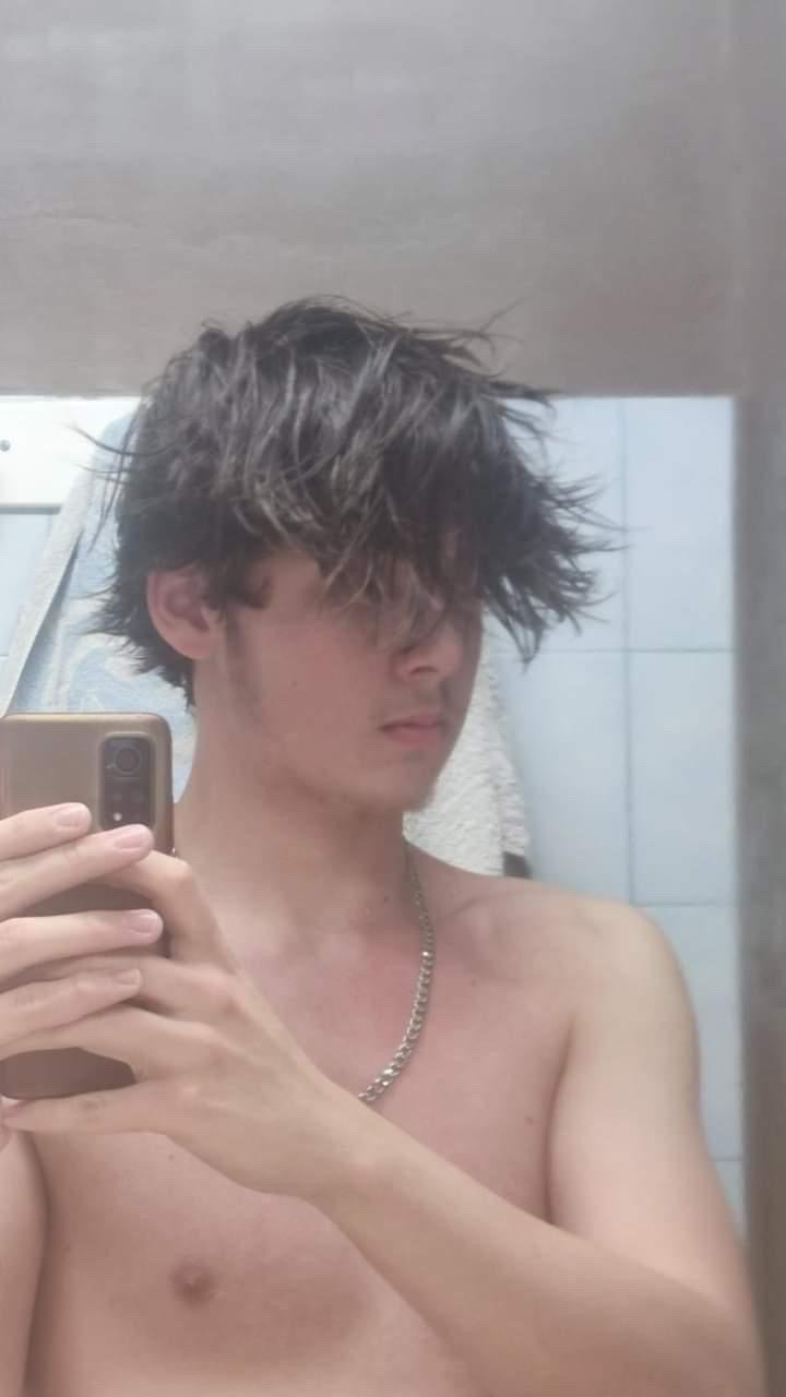 Profil de Laslo, 28 ans, Cruising gay à Thuin (Hainaut)