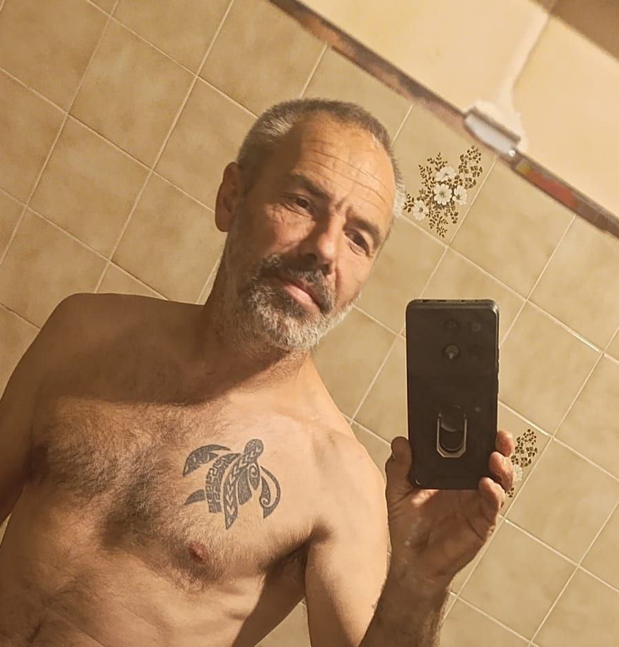 Profil de Polat, 40 ans, Cruising gay à Engis (Liège)