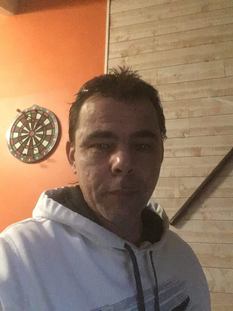 Abdulbaki - Cruising gay à Nandrin Profil de Abdulbaki, 45 ans, Cruising gay à Nandrin (Liège)