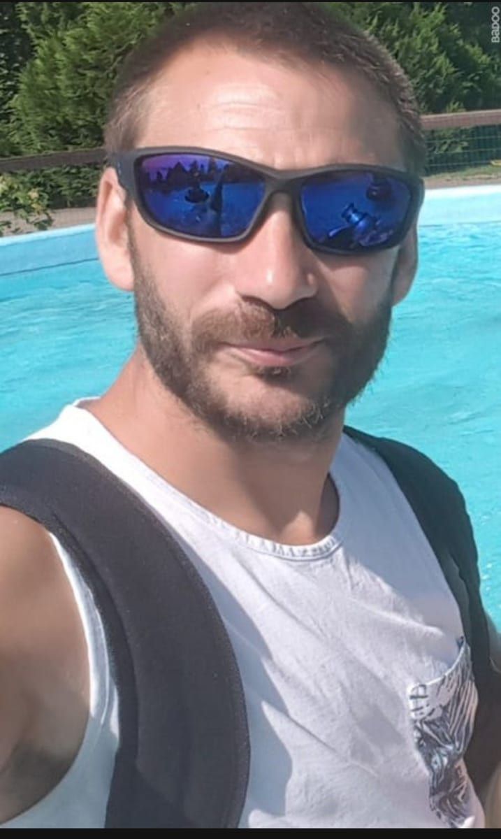 Profil de Jalale, 37 ans, Cruising gay à Fléron (Liège)
