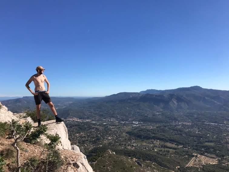 Profil de Ousmane, 25 ans, Cruising gay à Gerpinnes (Hainaut)