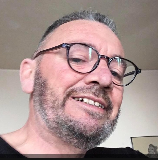 Thesee - Cruising gay à Attert Profil de Thesee, 36 ans, Cruising gay à Attert (Luxembourg)