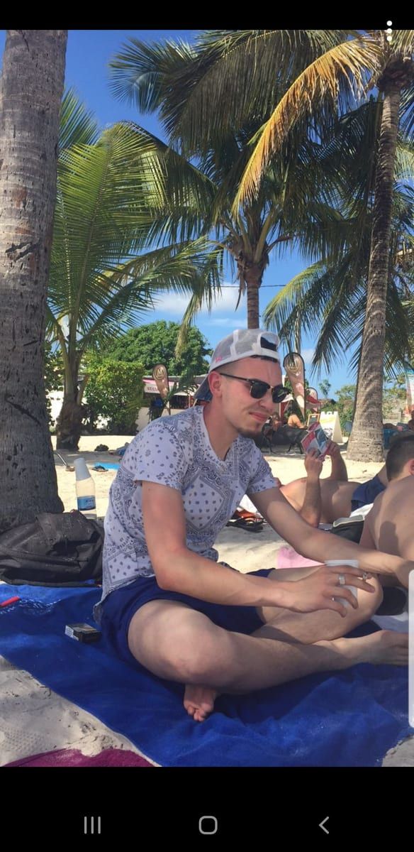 Profil de Liyam, 43 ans, Cruising gay à Chiny (Luxembourg)