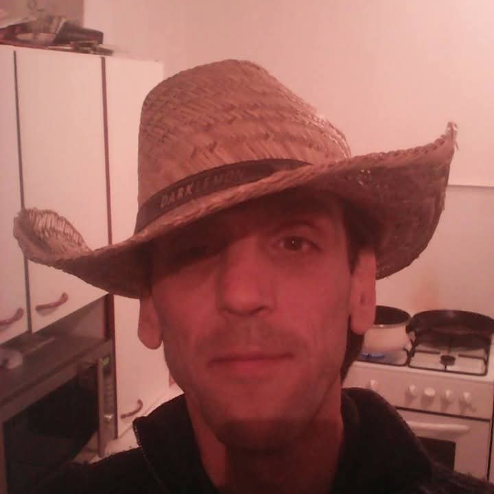Profil de Bruneau, 37 ans, Cruising gay à Auderghem (Bruxelles-Capitale)