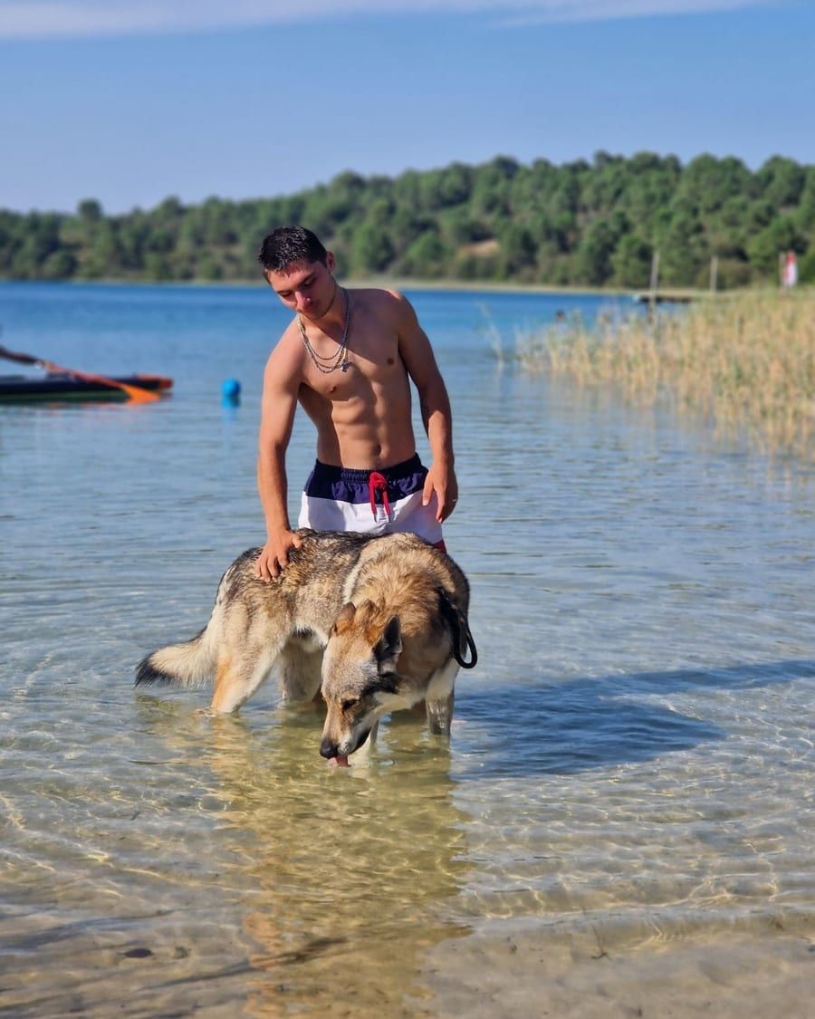 Profil de Foad, 29 ans, Cruising gay à Wellin (Luxembourg)