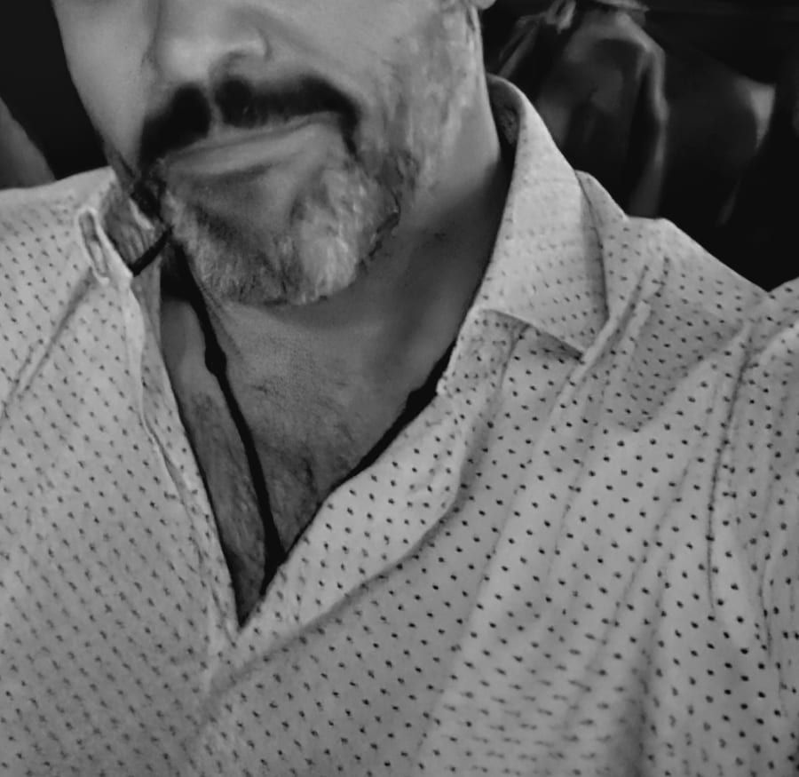 Profil de Boran, 42 ans, Cruising gay à Hannut (Liège)
