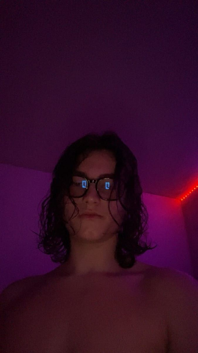 Profil de Jean-adrien, 42 ans, Cruising gay à Butgenbach (Liège)