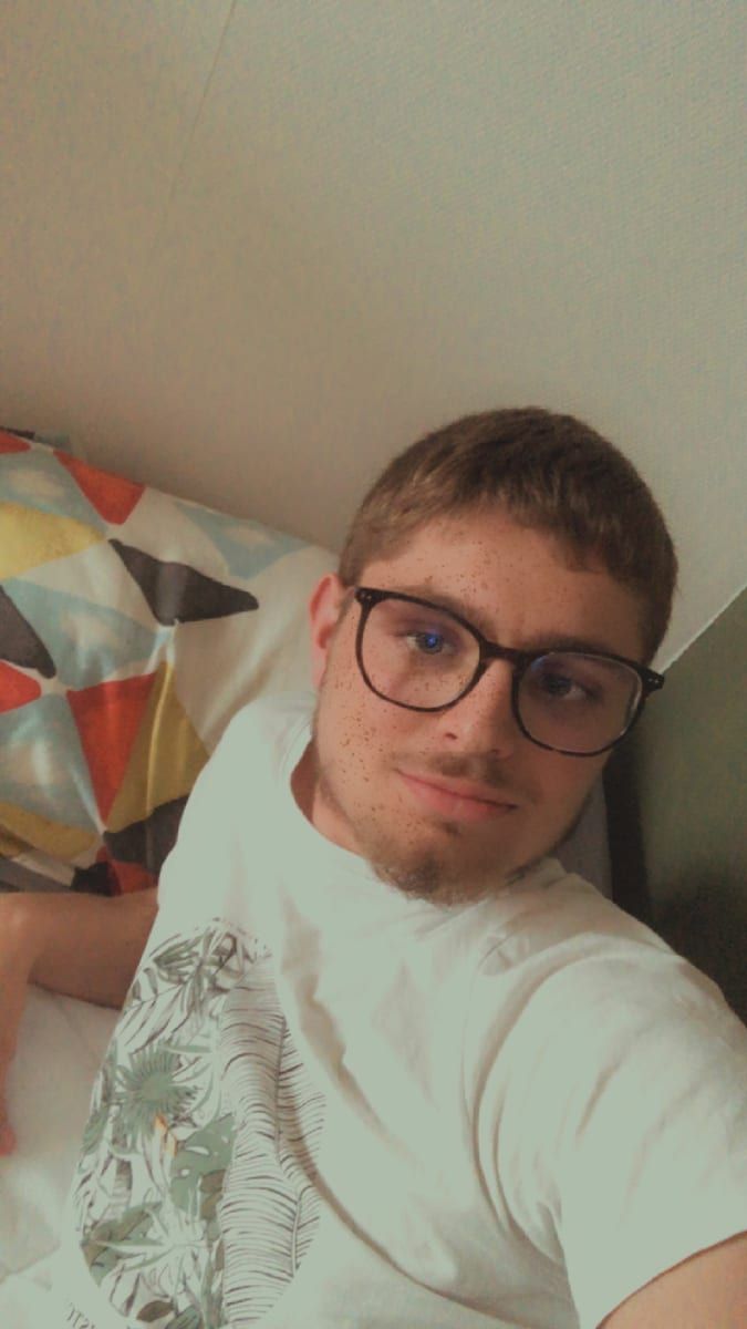 Elvir - Cruising gay à Herve Profil de Elvir, 43 ans, Cruising gay à Herve (Liège)