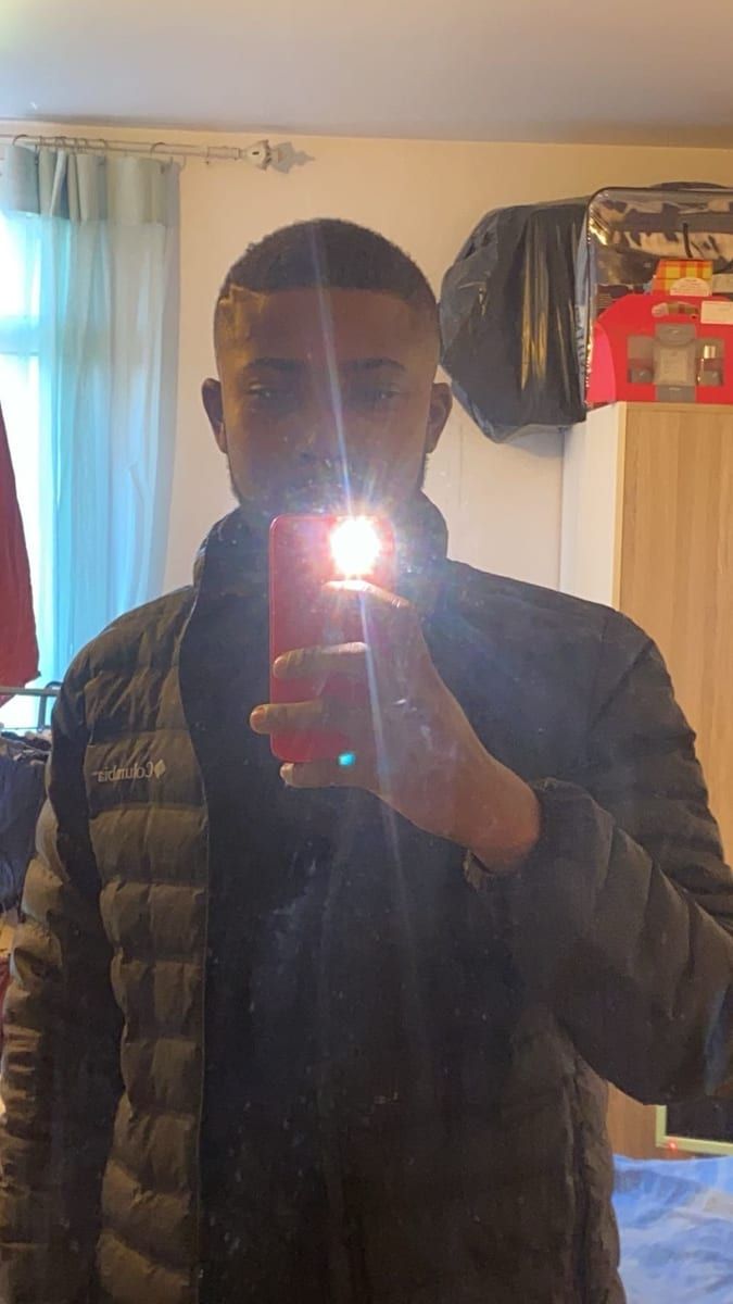 Profil de Elven, 33 ans, Cruising gay à Houyet (Namur)
