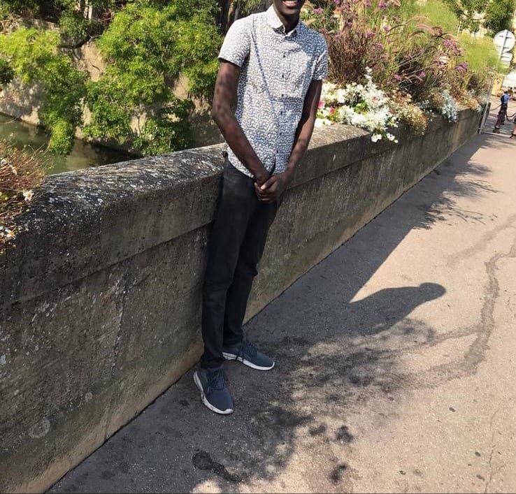 Profil de Nahe, 38 ans, Cruising gay à Perwez (Brabant wallon)
