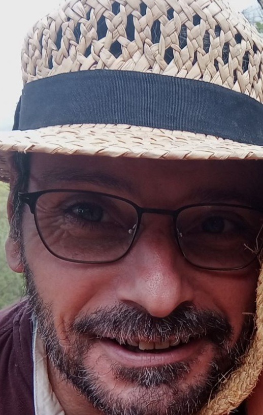 Profil de Olivio, 38 ans, Cruising gay à La Bruyère (Namur)