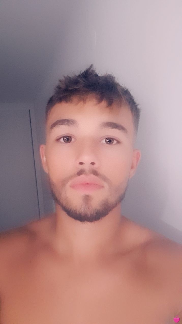 Profil de Melville, 31 ans, Cruising gay à Vielsalm (Luxembourg)